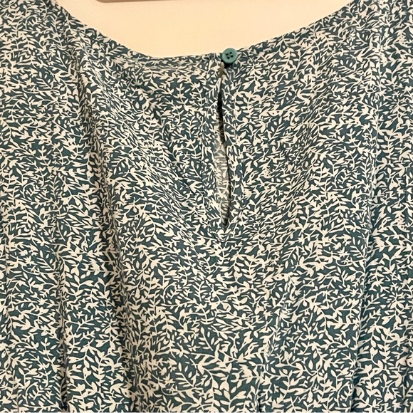 NWT Izabel London Ditsy Floral Flared Sleeve Midi Dress Size 18 - Picture 6 of 7